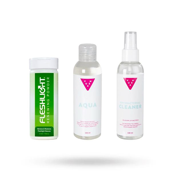 SETTI:  FLESHLIGHT RENEWING POWDER 118 ML, VESIPOHJAINEN LIUKUVOIDE 150 ML & PUHDISTUSSUIHKE 150 ML